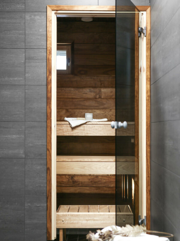 Paritaloja Nummelaan Teri-Talojen elementeistä