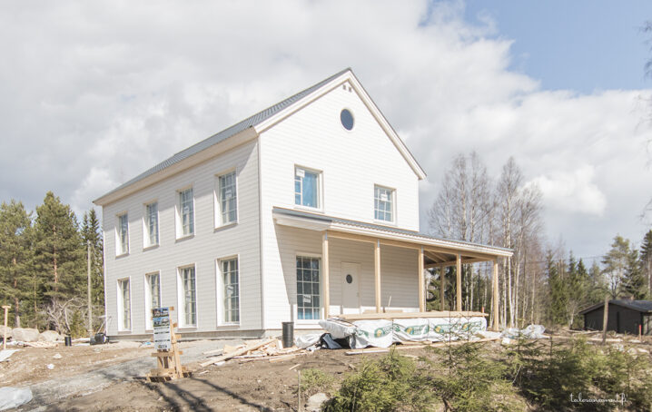 Raksakuulumisia ja kurarallia